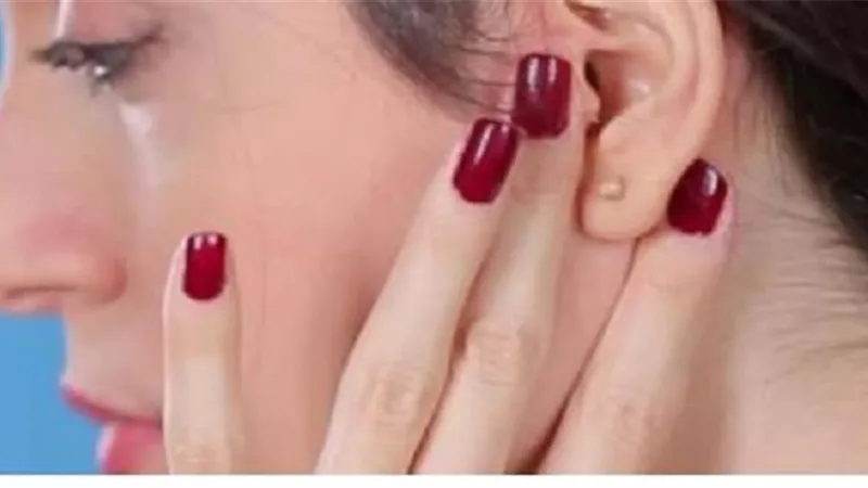 يخلصك من التوتر والارهاق 5فوائد لتدليك الأذن كل صباح