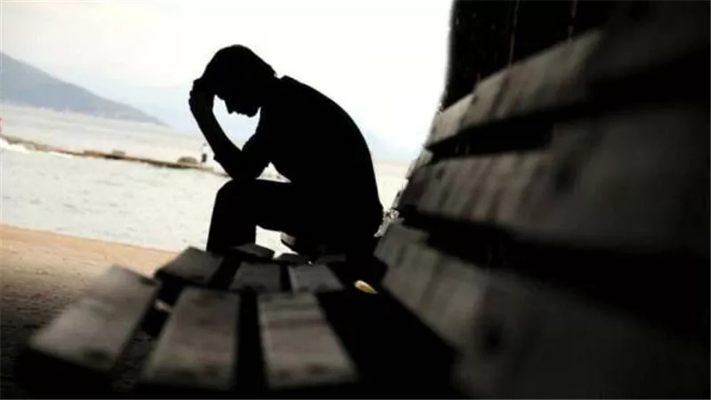 علاقة متبادلة بين الالم والاكتئاب تفاقم العرضين ..فكيف