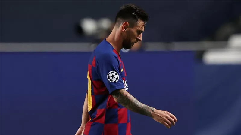 والد ميسي يتفاوض مع مانشستر سيتي