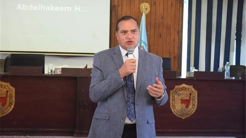 جامعة سوهاج تنظم ورشة عمل تدريبية عن جائزة مصر للتميز الحكومي..صور