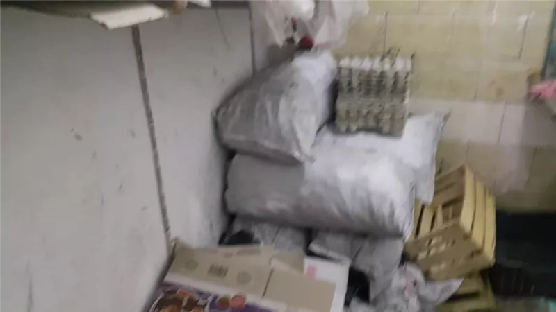 اعدام 87.5٥ كيلو اغذية غير صالحة للاستهلاك الآدمى بطور سيناء