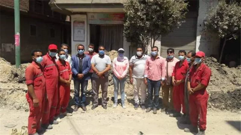 ريان تتفقد مشروعات الصرف الصحى والابنية التعليمية والغاز ومياه الشرب بمدينة كفر شكر