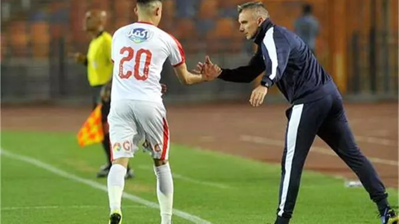 كارتيرون يعلن قائمة الزمالك لمباراة المقاولون