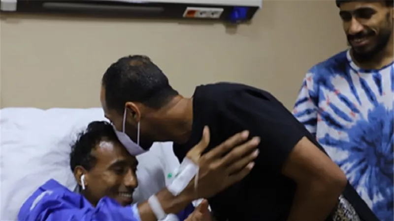عدلى القيعى: نجم الأهلى لم يتعمد إصابة عبد الشافى فى مباراة القمة