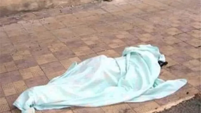 العثور على جثة فتاة وشقيقتها مذبوحتين داخل منزلهما بقنا