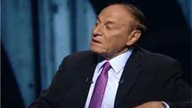 سمير فرج يكشف للمصرى أفندى: بالأدلة كيف خططت أمريكا لأحداث يناير منذ 2004