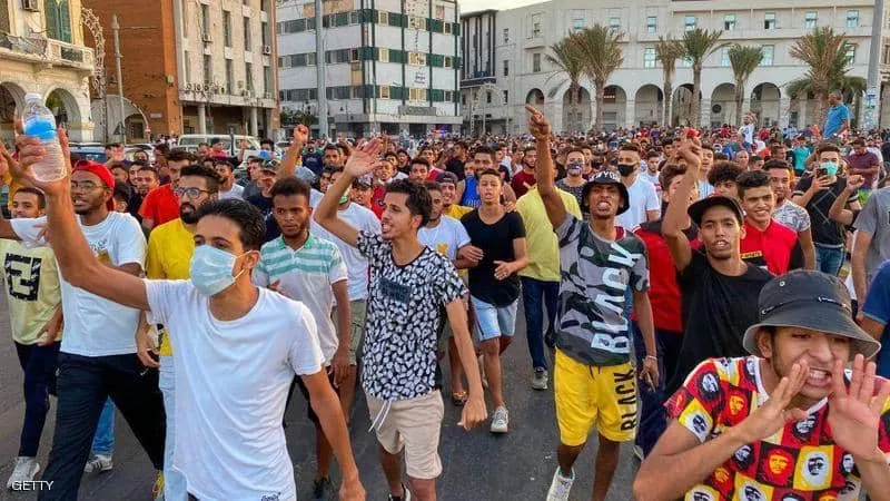 مظاهرات طرابلس تتحدى حظر التجول