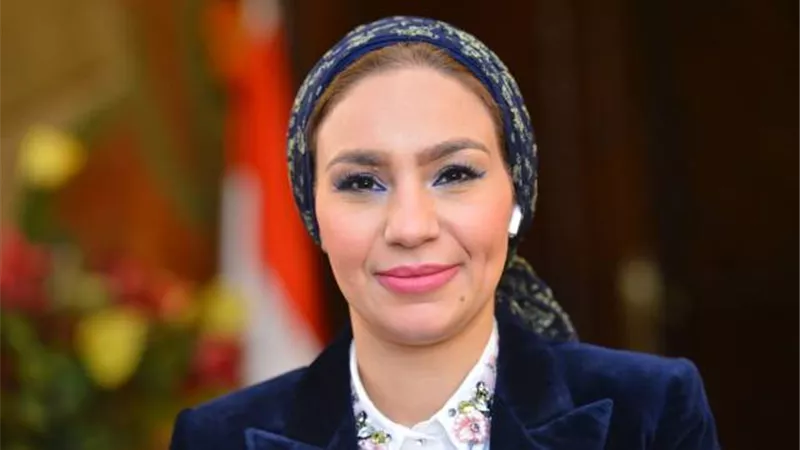 أمين عام مجلس أمناء جامعة مصر تشيد بالمتقدمين للبرنامج الرئاسي لتأهيل القيادات