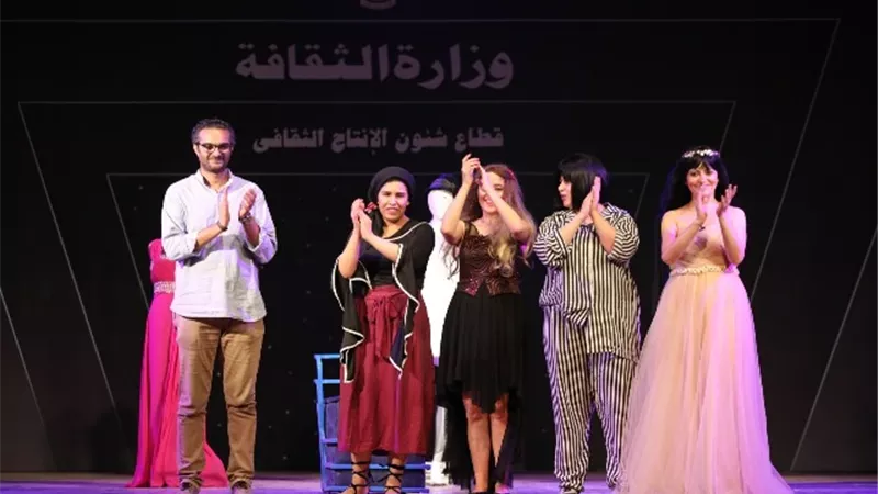 اقبال جماهيرى على سهرات مسرح ساحة الهناجر.. صور
