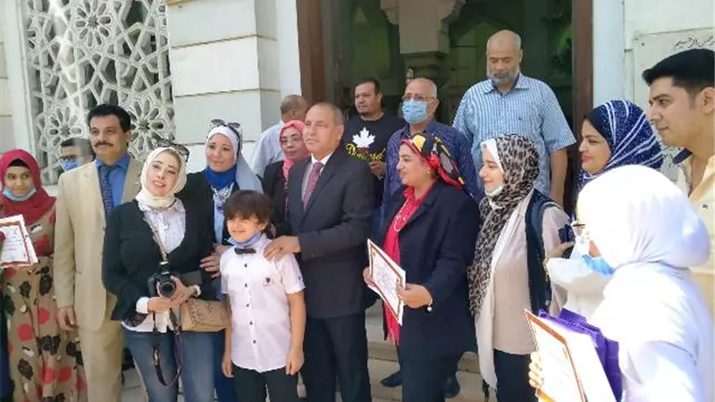 نائب محافظ القاهرة يكرم حفظة القرآن الكريم بالمسابقة الدينية بدار مناسبات حى مصر الجديدة