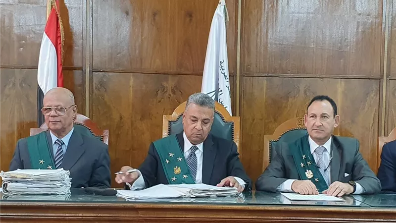 الإدارية العليا الأخطاء المهنية الجسيمة فى مهنة الطب توجب العزل