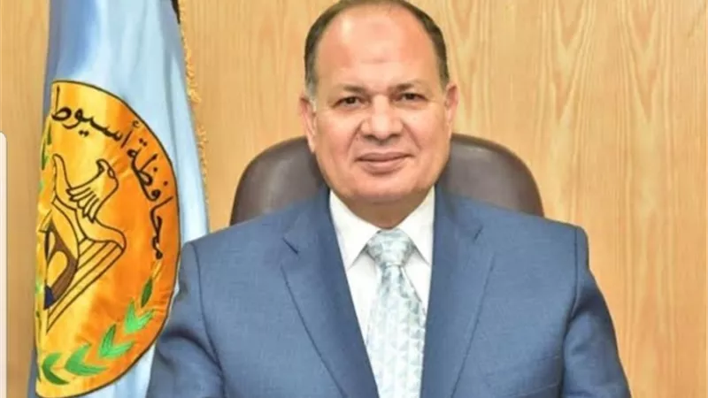 ابناء البدارى يطالبون الحكومة بتكملة المنطقة الصناعية وانشاء مصنع الرمان