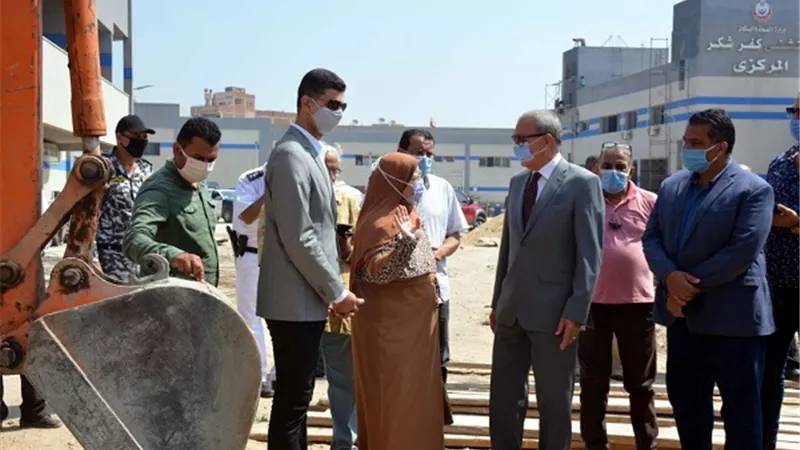 الهجان يفتتح ويتفقد 13 مشروعا احتفالا بالعيد القومى للقليوبية بتكلفة 769 مليونا