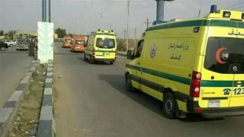 إصابة ٧ فى انحراف اتوبيس بطريق الزعفرانه