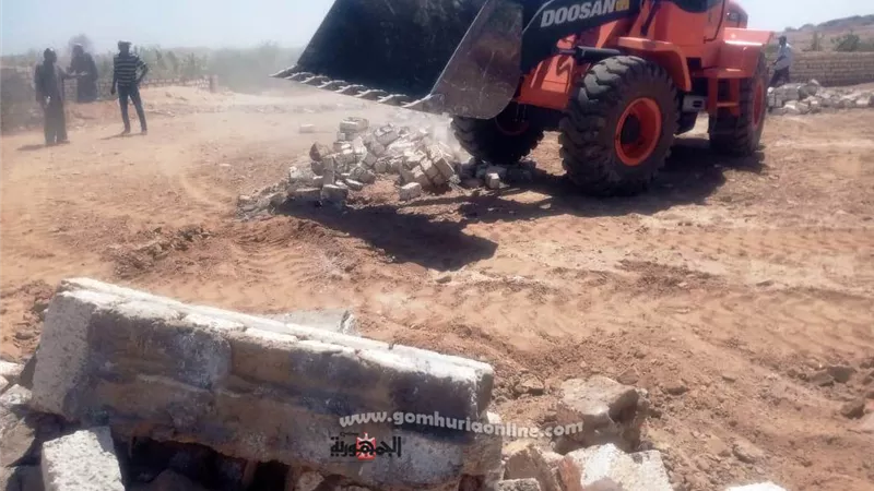 محافظ أسوان: تنفيذ توجيهات الرئيس بالتعامل الرادع مع التعديات وتحويل أصحابها للنيابة العسكرية