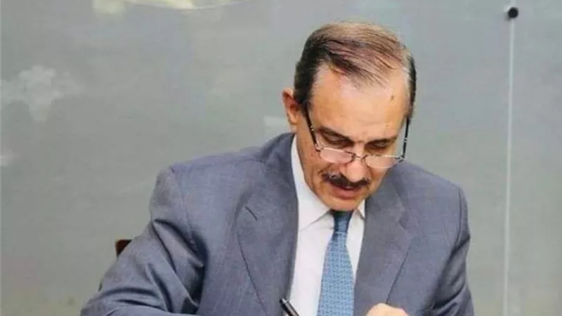 محافظ كفرالشيخ يصدر قراراً بتكليف وتعديل 20 نائباً ورئيس قرية لمركز ومدينة كفرالشيخ