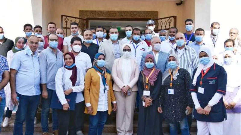 وزيرة الصحة: تسجيل ٨٠٠ ألف مواطن بمنظومة التأمين الصحى الشامل فى الأقصر.. بالصور