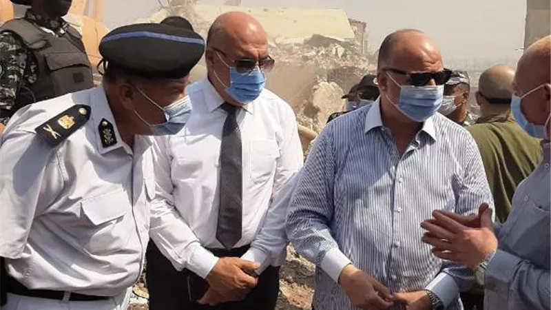 محافظ القاهرة يتفقد اعمال الازالة بمنطقة شمال الحرفيين بحى منشاة ناصر.. بالصور