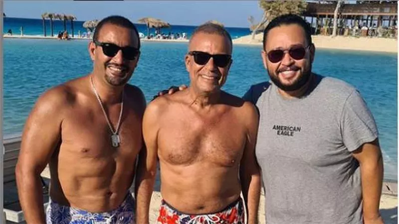 شريف منير برفقة رزق والسقا.. 