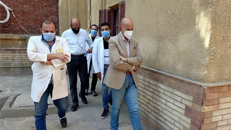 مرور مفاجئ لوكيل وزارة الصحة بالشرقية علي مستشفي الصدر بالزقازيق