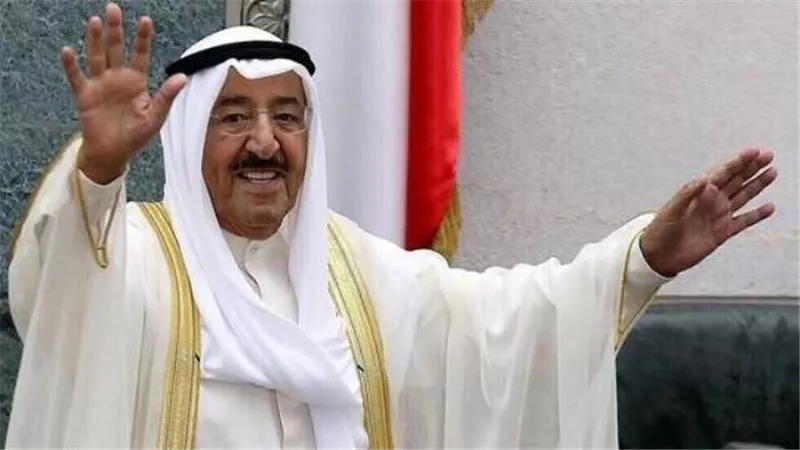 رئيس وزراء الكويت يبلغ الحكومة بتحسن صحة أمير البلاد