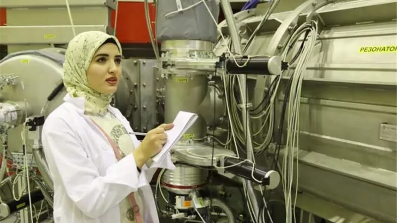 نهلة عطا تحصل على منحة بـ العلوم النووية بروسيا وتشييد بجهود الرئيس في دعم الشباب