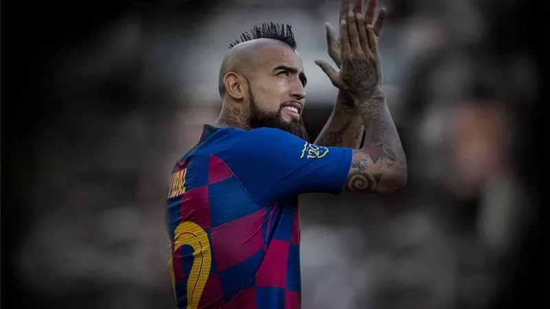 فيدال لاعب برشلونة مطلوب فى إنتر ميلان