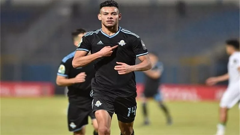 كارتيرون يطالب الزمالك بسرعة حسم صفقة 