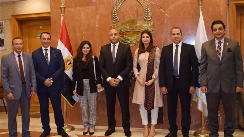 تعاون جديد بين غرفة القاهرة وسفارة باكستان لزيادة التبادل التجاري والاستثماري المشترك