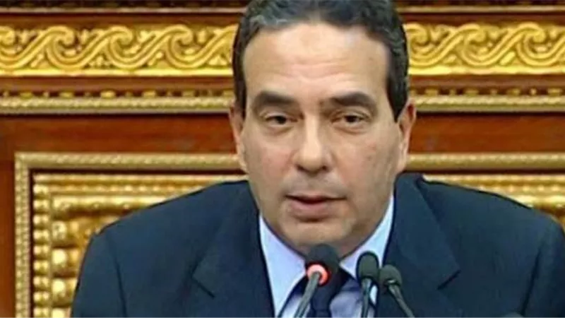 أيمن أبو العلا يطالب بالبحث عن مصادر تمويل مستشفيات التكامل للمساهمة في تقديم الخدمات العلاجية