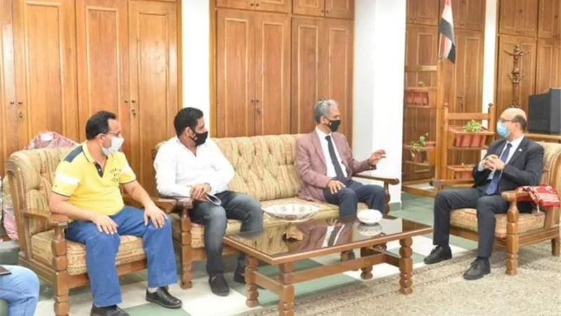 نائب رئيس جامعة أسيوط يؤكد على توفير كافة سبل الدعم والرعاية للباحثين الوافدين