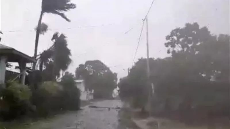 الإعصار مايساك يضرب شبه الجزيرة الكورية بأمطار غزيرة
