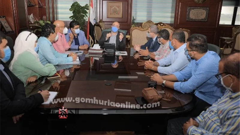 محافظ بني سويف يبحث مع وفد وزارة الصحة الموقف التنفيذي لعدد من المشروعات