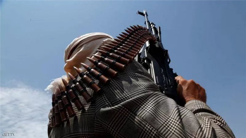 ضابط مخابرات سابق يفضح تورط قطر في تمويل الحوثيين لضرب السعودية