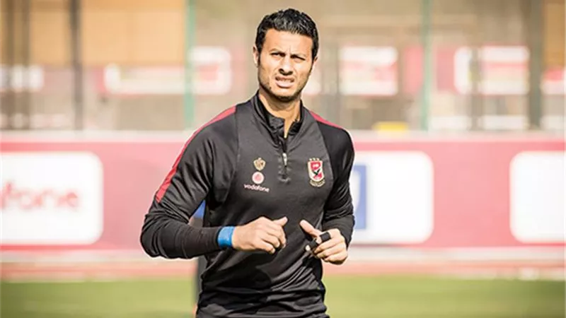 بعد أزمة كهربا .. الشناوى والشحات يظهران داخل الأهلى