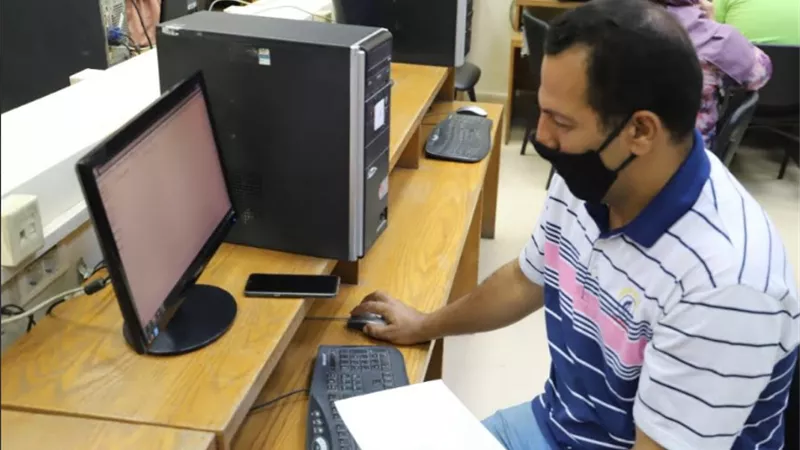 تنسيق ٢٠٢٠ ...توافد ٣٠١٩ طالبا على معامل جامعة عين شمس خلال المرحلة الثانية