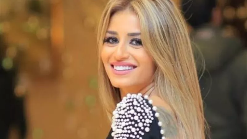 منة فضالى تحتفل بعيد ميلادها بإطلالات جميلة.. صور