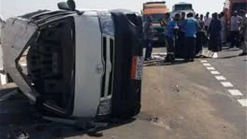 إصابة 14 شخصا فى انقلاب سيارة بالشرقية