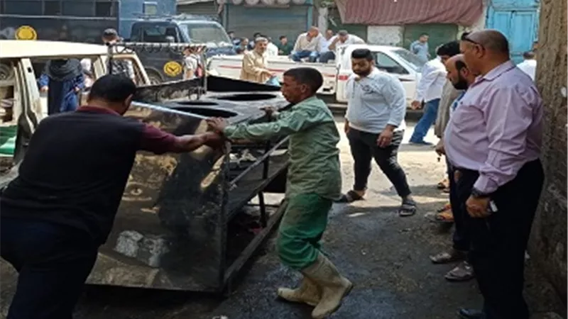 إزالة إشغالات في حملة بمدينة ناصر
