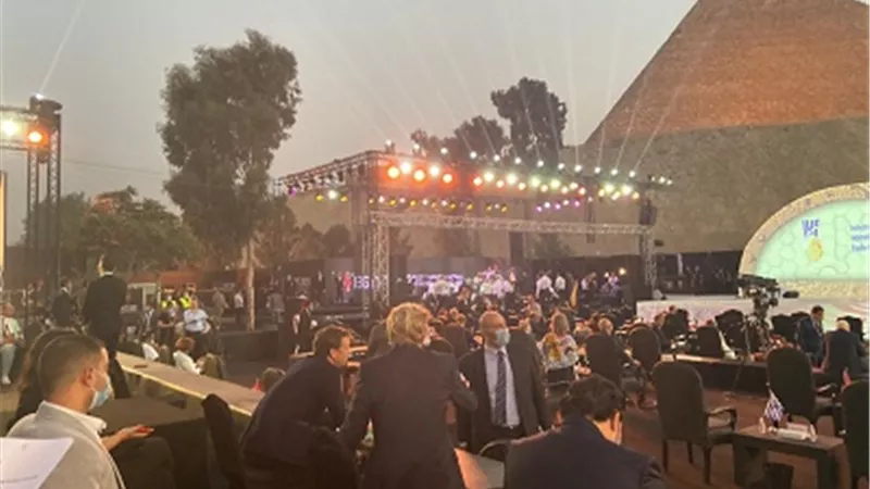 بدء التوافد على الأهرامات لحضور قرعة كأس العالم لكرة اليد