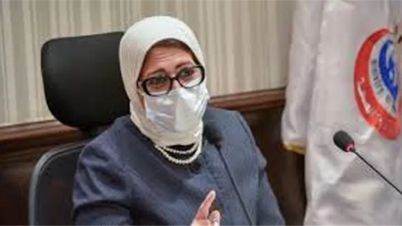 وزيرة الصحة: إرسال 12 طنا من المستلزمات الوقائية إلى دولة العراق