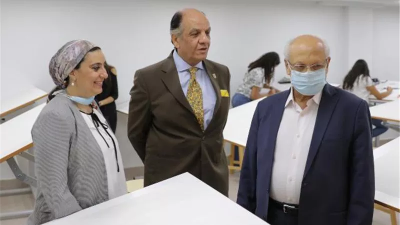 بدء امتحان القدرات بكلية الفنون والتصميم بالجامعة البريطانية