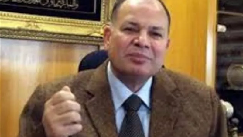 محافظ أسيوط يتفقد محطة معالجة الحديدة والمنجنيز بقرية بنى بمركز الفتح