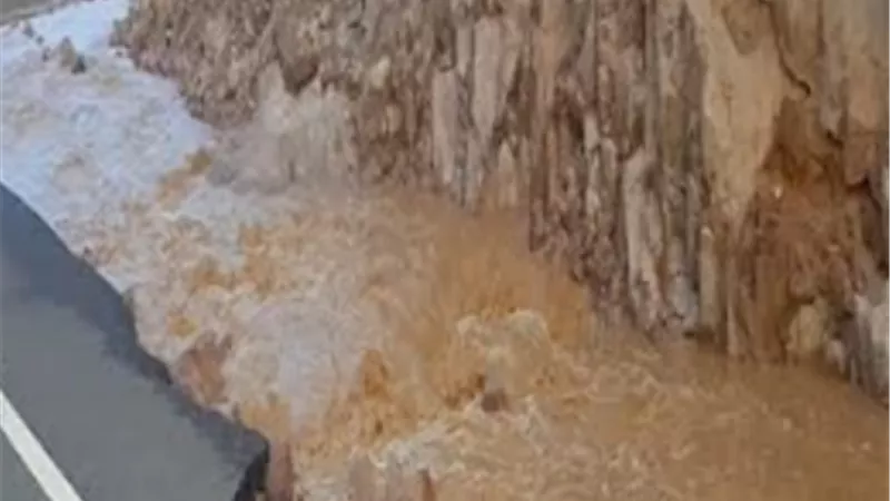 إعادة فتح طريق سفاجا سوهاج و القصير قفط وإستمرار إغلاق راس غارب / الشيخ فضل