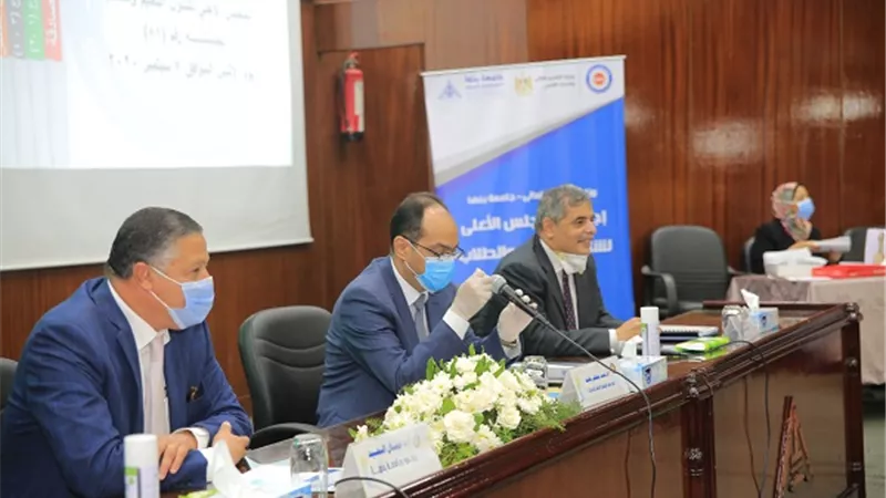 المجلس الأعلى لشئون التعليم والطلاب يعقد اجتماعه بجامعة بنها