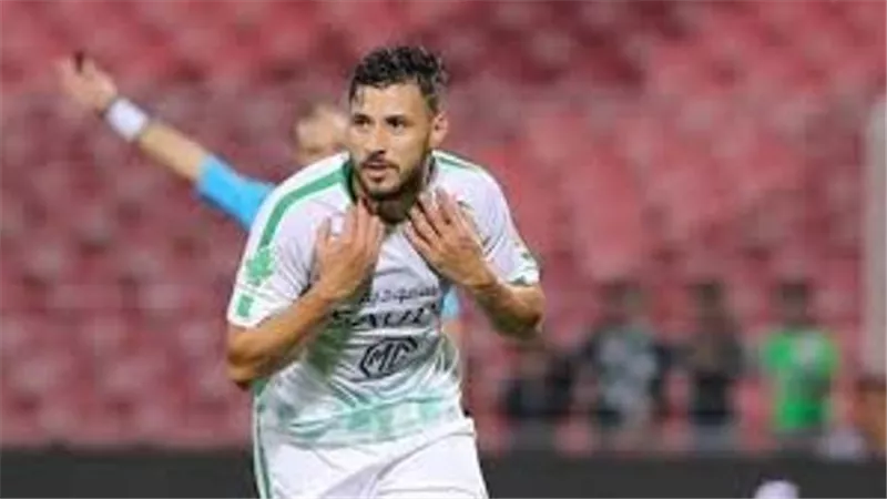 تقارير جزائرية: الاهلى توصل لاتفاق مع يوسف البلايلى