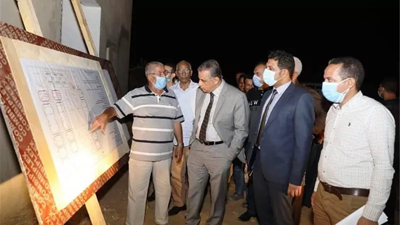 محافظ سوهاج يتفقد عدد من المشروعات الخدمية بقرية عرابة أبو الدهب