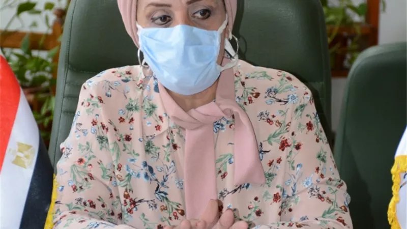 نائب رئيس جامعة أسيوط تستعرض استعدادات الجامعة لاستقبال العام الدراسى الجديد