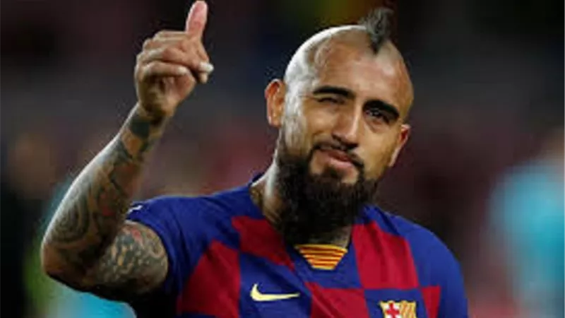 برشلونة يوافق على انتقال التشيلى أرتورو فيدال للإنتر ميلان