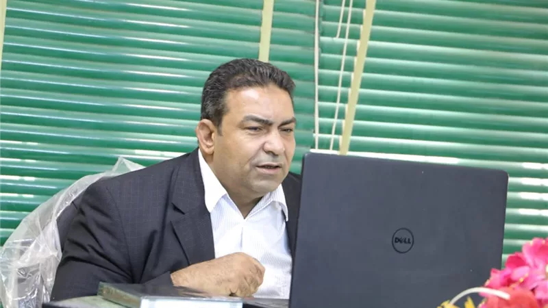 مدير تعليم الوادى الجديد يناقش آليات تطبيق خطة الوقاية والمرافق بالمدارس